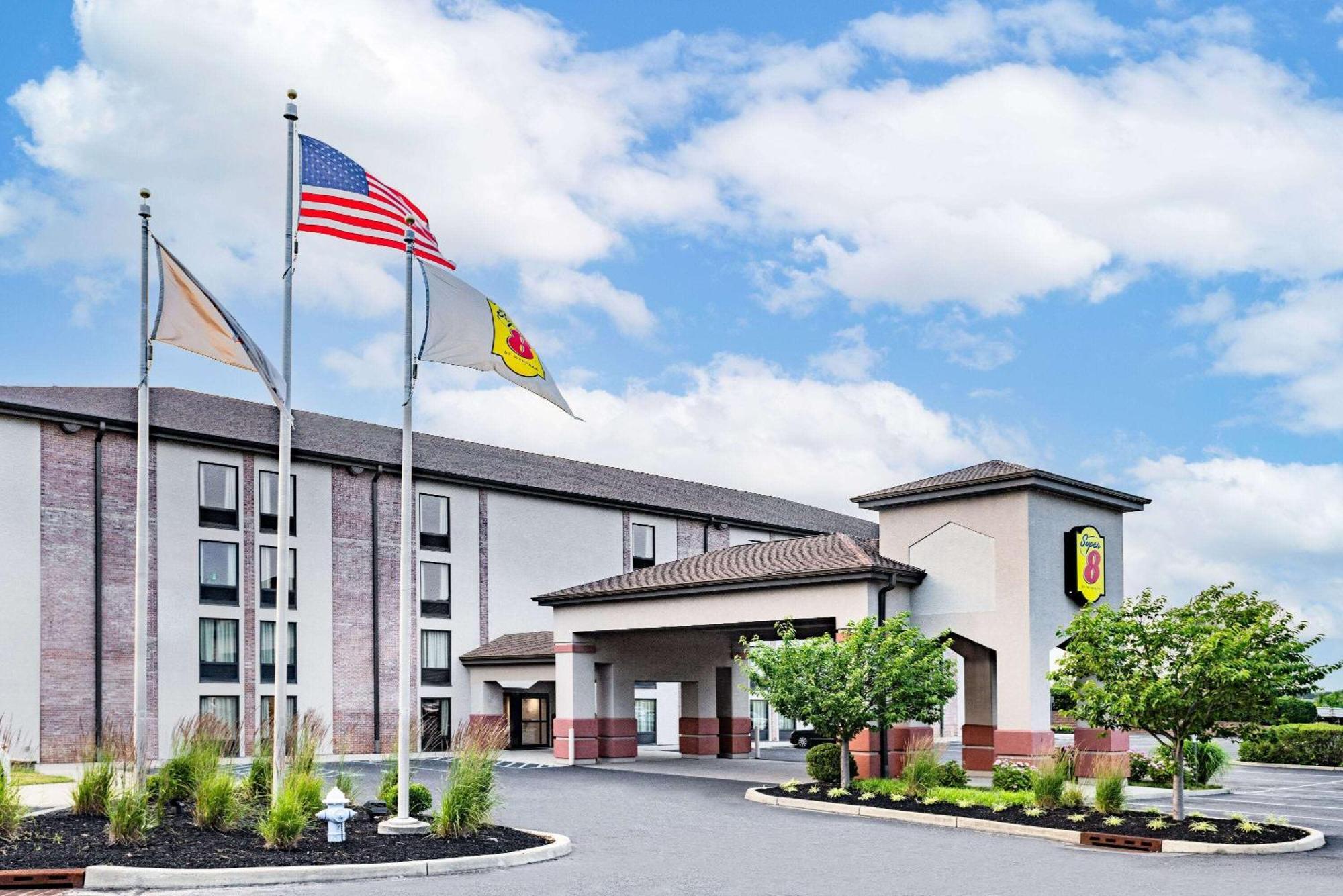 Super 8 By Wyndham Mount Laurel Hotel Exterior photo